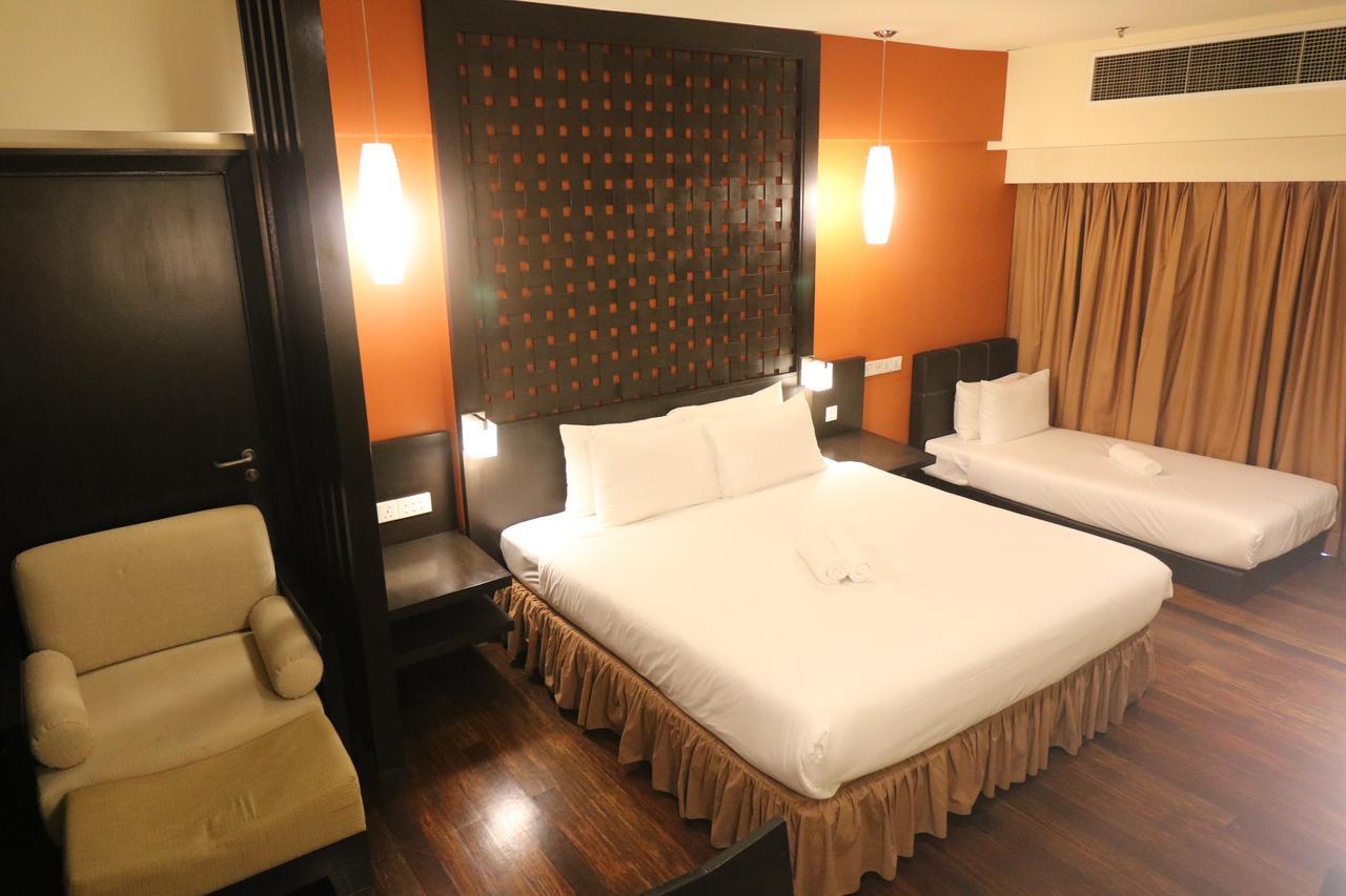 Millennium Suite At Pyramid Tower Petaling Jaya Exteriér fotografie